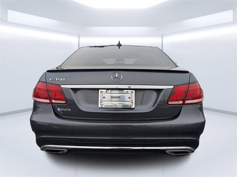Used 2016 Mercedes-Benz E 350 Sedan w/ Premium Package image 4