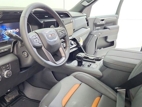 New 2026 GMC Sierra 1500 AT4 w/ AT4 Premium Package AWD/4WD image 11