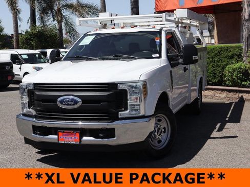 Used 2019 Ford F350 XL w/ XL Value Package image 4