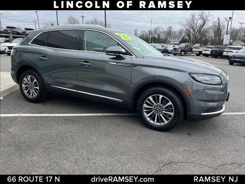 Used 2023 Lincoln Nautilus AWD w/ Premium Package image 7