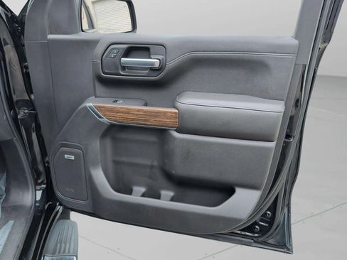 Used 2019 Chevrolet Silverado 1500 High Country RWD image 17