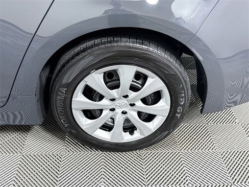 Certified 2023 Toyota Corolla LE image 4