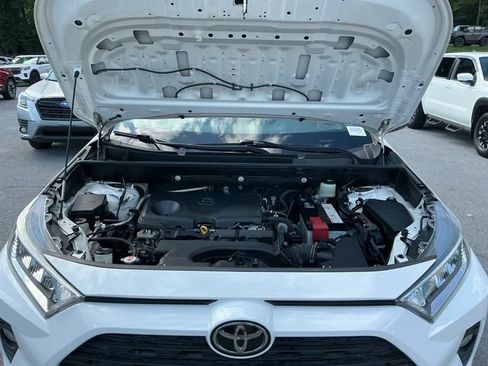 Used 2019 Toyota RAV4 XLE Premium w/ Cold Weather Package AWD/4WD image 20