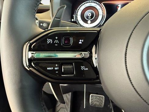 New 2025 Aston Martin DBX 707 image 17