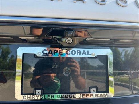 Certified 2022 Jeep Grand Wagoneer Series I AWD/4WD image 23