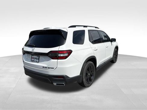 Used 2024 Honda Pilot Elite image 10