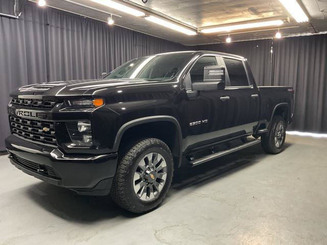 Used 2023 Chevrolet Silverado 2500 Custom w/ Custom Convenience Package AWD/4WD image 3