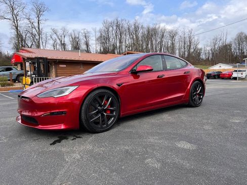 Used 2023 Tesla Model S Plaid image 1