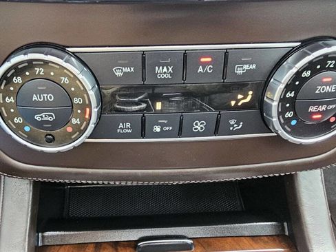 Used 2019 Mercedes-Benz GLS 550 4MATIC image 15