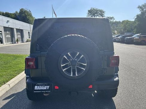 Used 2024 Jeep Wrangler Unlimited Rubicon 392 AWD/4WD image 25