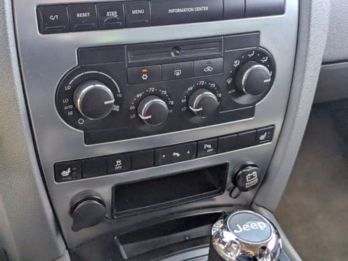 Used 2007 Jeep Grand Cherokee SRT8 w/ SRT Option Group I image 25