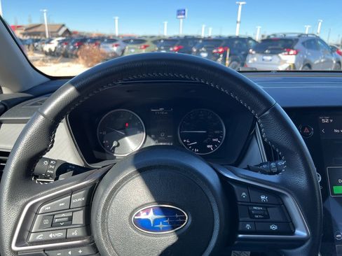 Used 2025 Subaru Outback Premium w/ Popular Package #1A image 11