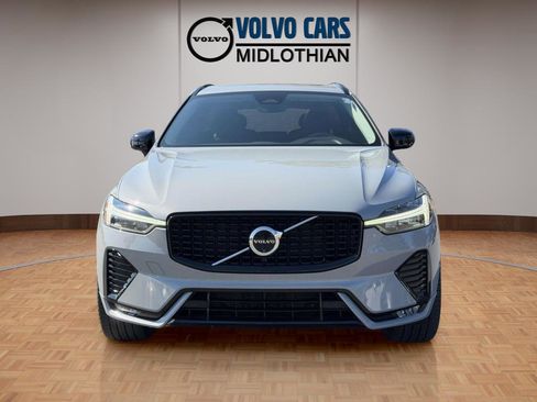 Used 2024 Volvo XC60 B5 Plus w/ Protection Package Premier AWD/4WD image 25