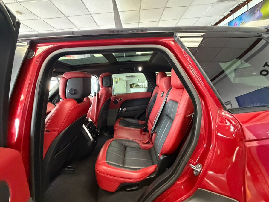 Used 2019 Land Rover Range Rover Sport HSE Dynamic AWD/4WD image 39