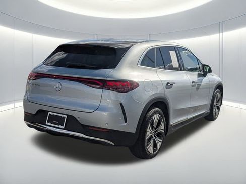 Used 2023 Mercedes-Benz EQE 350+ SUV image 5