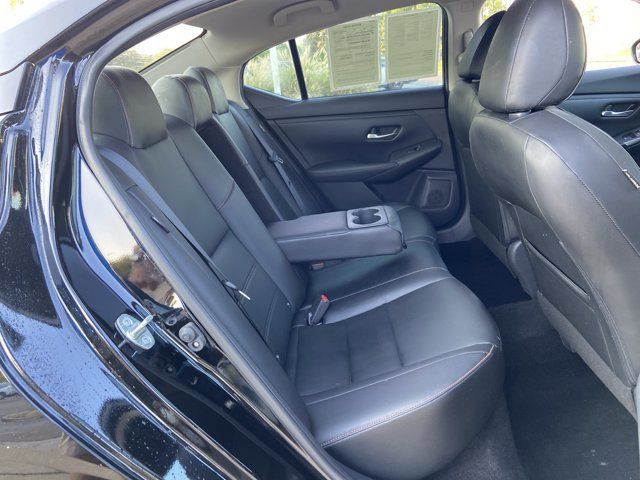 Used 2020 Nissan Sentra SR w/ Premium Package FWD image 14