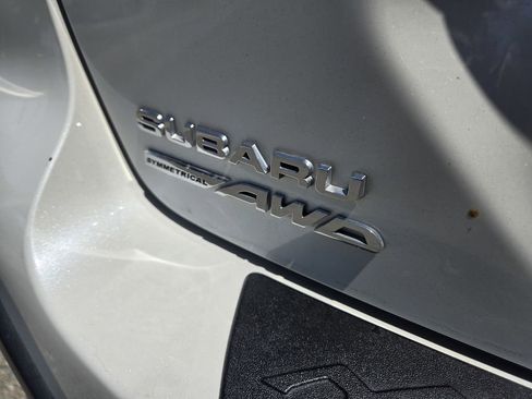 Used 2024 Subaru Crosstrek 2.0i Premium AWD/4WD image 9