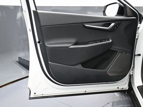 Used 2022 Kia EV6 Wind image 38