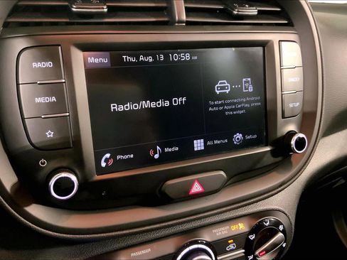 Certified 2025 Kia Soul LX w/ LX Technology Package FWD image 6