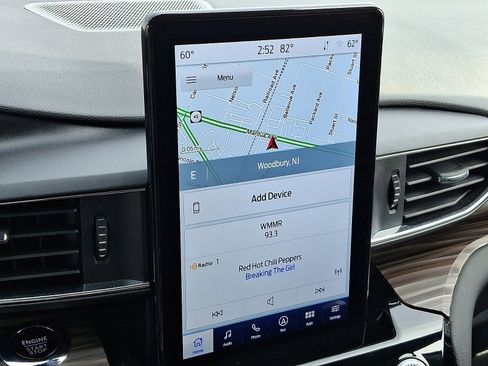 Certified 2023 Ford Explorer Limited w/ Limited Technology Package image 18