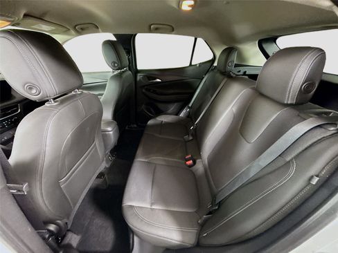 Used 2025 Buick Encore GX Preferred image 15