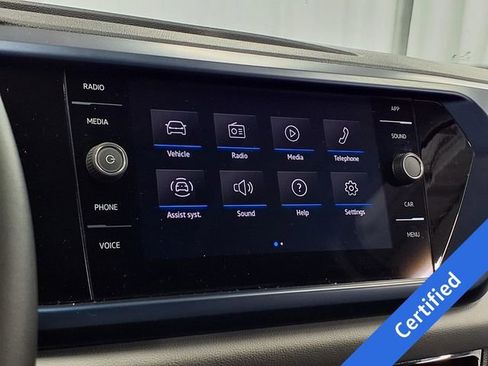 Used 2023 Volkswagen Taos SE w/ Panoramic Sunroof Package AWD/4WD image 12
