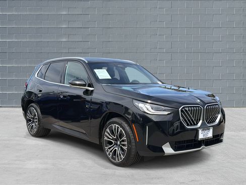 Used 2025 BMW X3 xDrive30i w/ Convenience Package AWD/4WD image 1
