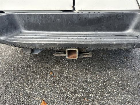 Used 2014 Nissan NV 3500 SV image 12