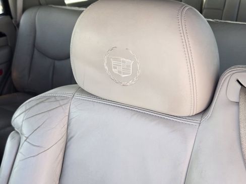 Used 2003 Cadillac Escalade 2WD image 13