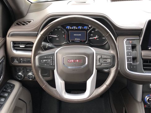 Used 2021 GMC Yukon SLT w/ SLT Premium Package image 9