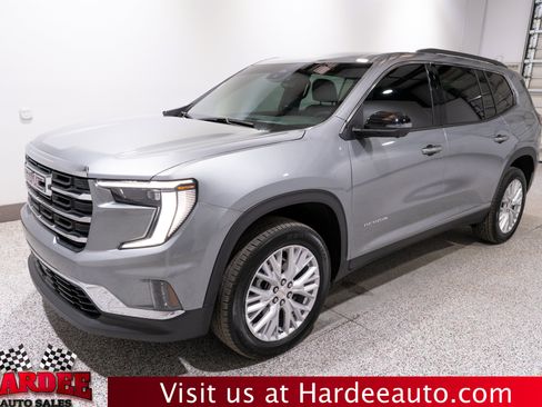 Used 2026 GMC Acadia Elevation w/ Elevation Premium Package FWD image 2