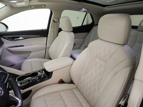 Used 2023 Buick Envision Avenir image 11