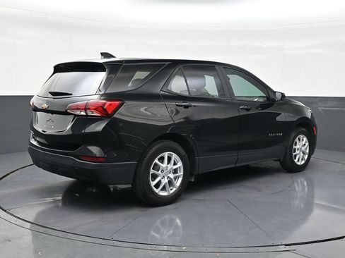 Used 2024 Chevrolet Equinox LS FWD image 5