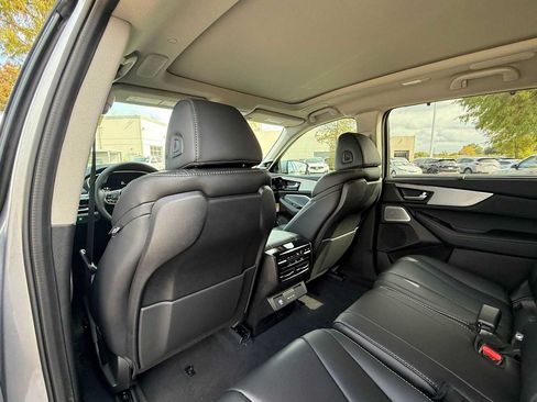 Certified 2026 Acura MDX w/ Technology Package AWD/4WD image 12