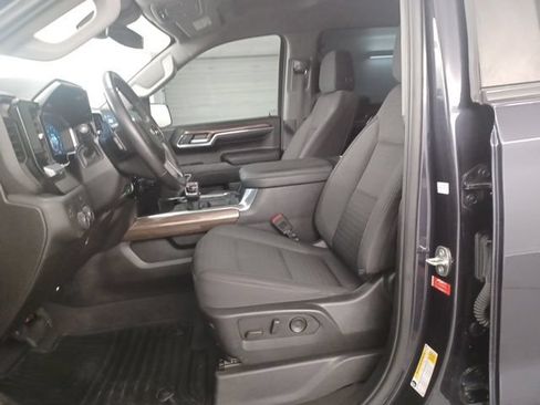 Used 2023 Chevrolet Silverado 1500 LT RWD image 19