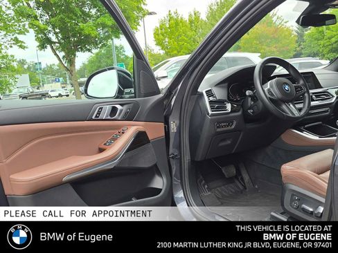 Used 2019 BMW X5 xDrive40i w/ Premium Package 2 AWD/4WD image 19