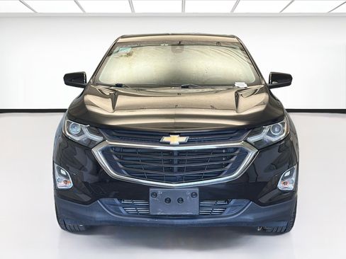 Used 2019 Chevrolet Equinox LT w/ Driver Convenience Package image 2