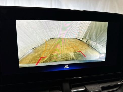 Certified 2025 Chevrolet Trax ACTIV image 18