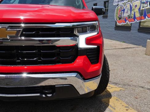 New 2026 Chevrolet Silverado 1500 LT AWD/4WD image 3