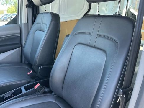 Used 2023 Ford Transit Connect XL FWD image 28