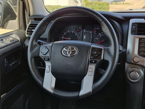 Used 2021 Toyota 4Runner SR5 AWD/4WD image 19