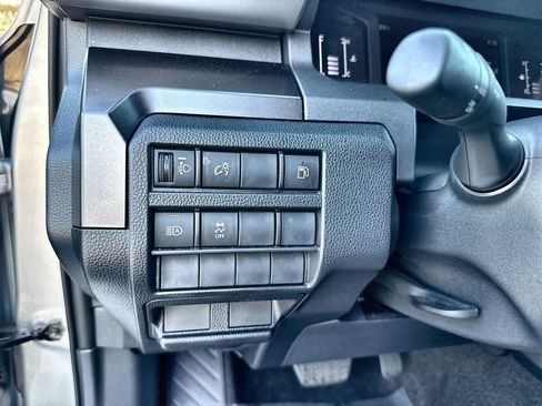 Used 2025 Toyota 4Runner SR5 image 17