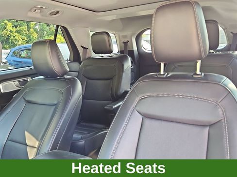 Used 2023 Ford Explorer Limited w/ Limited Technology Package RWD image 8