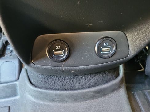 Used 2021 Hyundai Santa Fe SEL w/ Convenience Package image 17