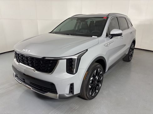New 2026 Kia Sorento EX AWD/4WD image 4