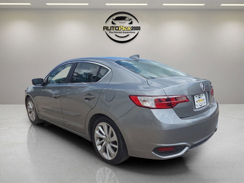 Used 2017 Acura ILX image 5