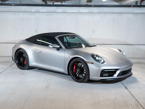 Certified 2022 Porsche 911 Cabriolet image 7