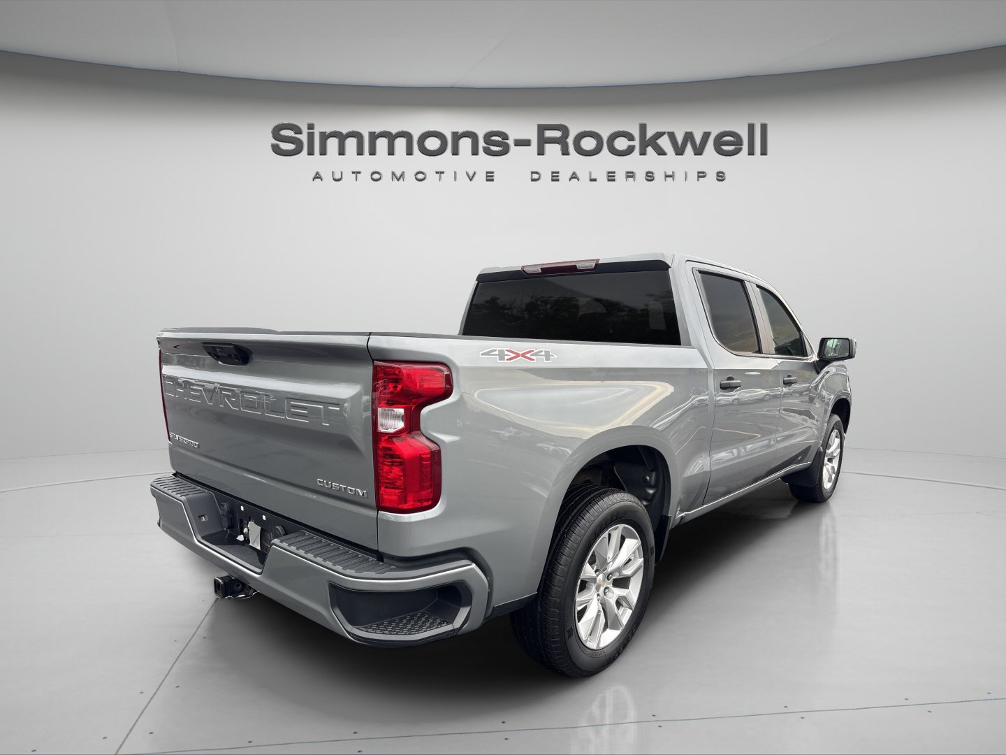 Used 2024 Chevrolet Silverado 1500 Custom AWD/4WD image 5