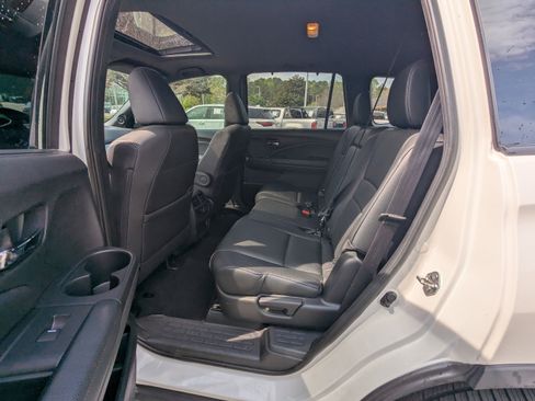 Used 2019 Honda Passport EX-L image 11