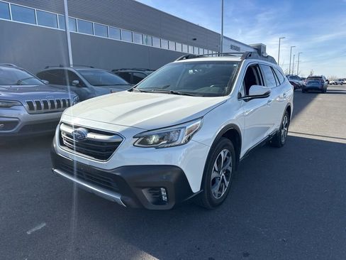 Used 2021 Subaru Outback Limited image 1